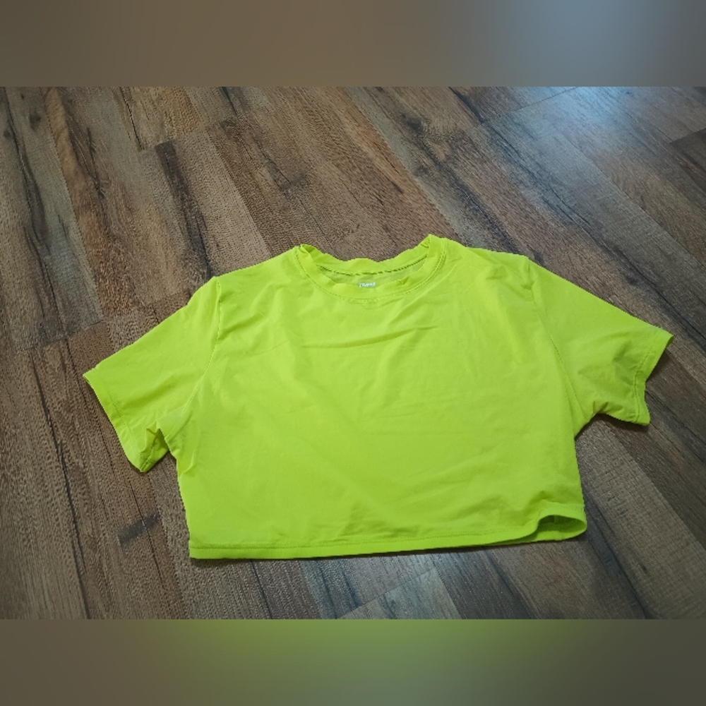 Skims top